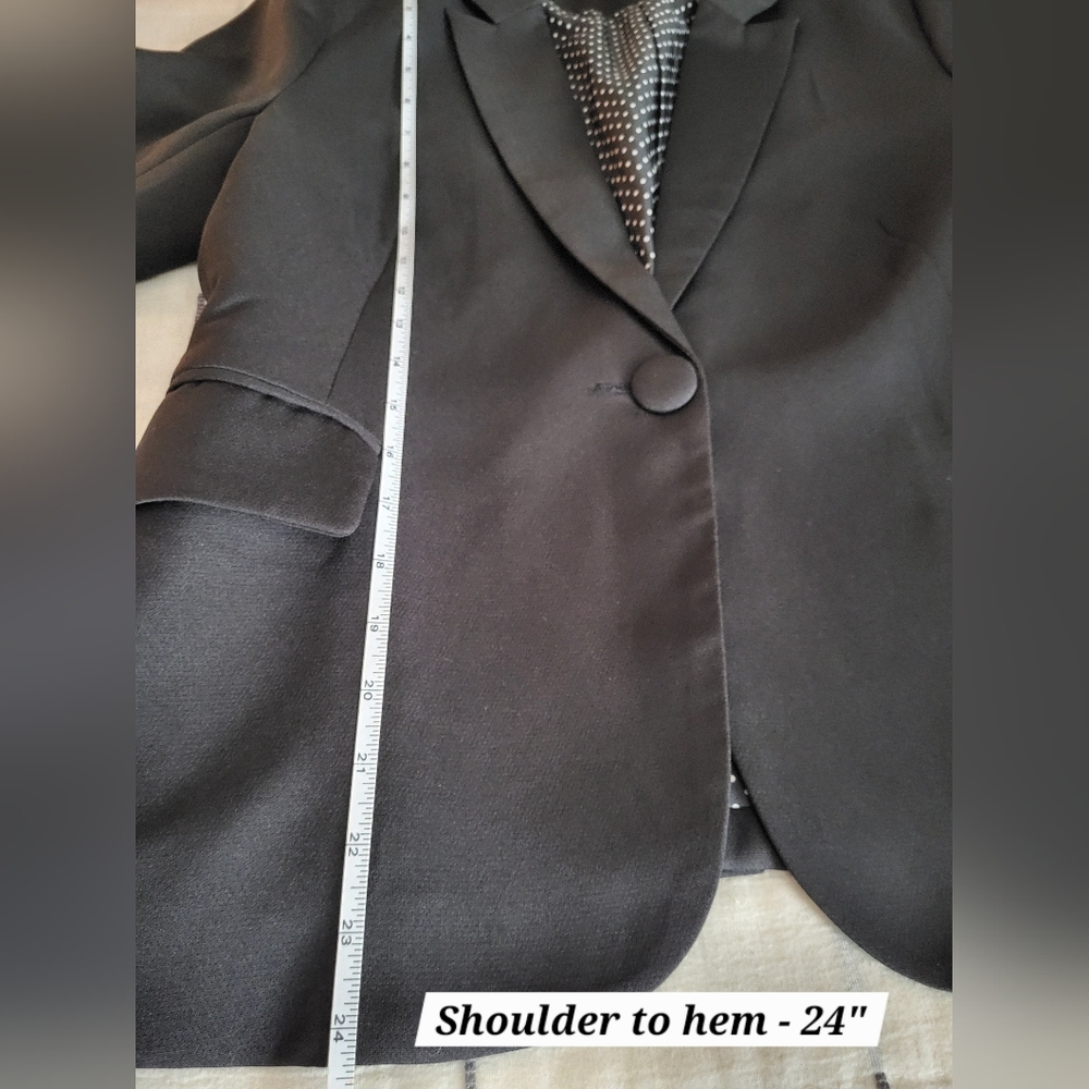 Classic Single-Button Black Blazer Jacket Open Po… - image 7